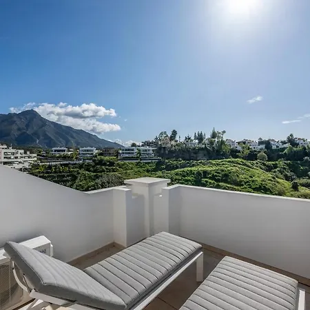 Elegant Duplex Penthouse With Sea And Mountain Views Apartment