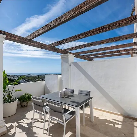 Elegant Duplex Penthouse With Sea And Mountain Views