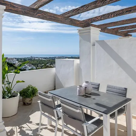 Elegant Duplex Penthouse With Sea And Mountain Views Apartment Marbella
