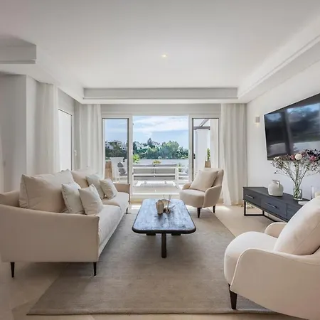 Apartment Elegant Duplex Penthouse With Sea And Mountain Views Marbella