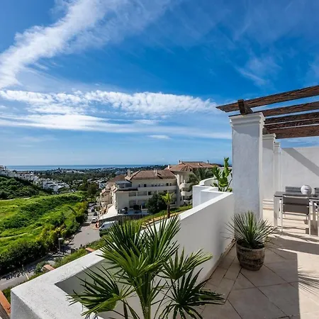 Elegant Duplex Penthouse With Sea And Mountain Views Apartment *