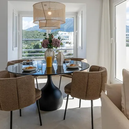 Elegant Duplex Penthouse With Sea And Mountain Views Apartment Marbella